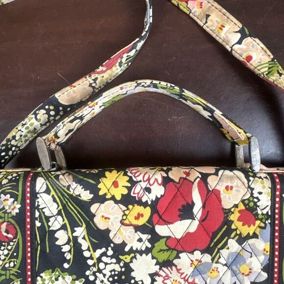 Vera Bradley Poppy Fields Crossbody Artsy Handbag Floral Whimsgoth Quilted - Picture 4 of 16